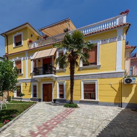Villa Palma Center Berat Luaran gambar