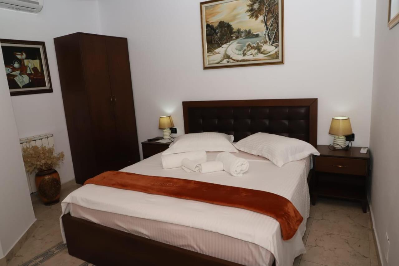 Villa Palma Center Berat Luaran gambar