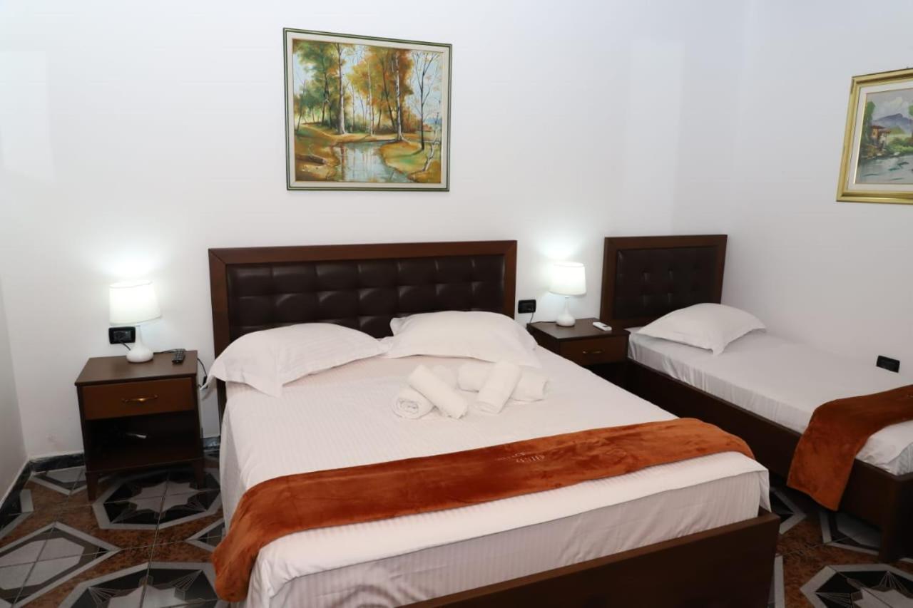 Villa Palma Center Berat Luaran gambar