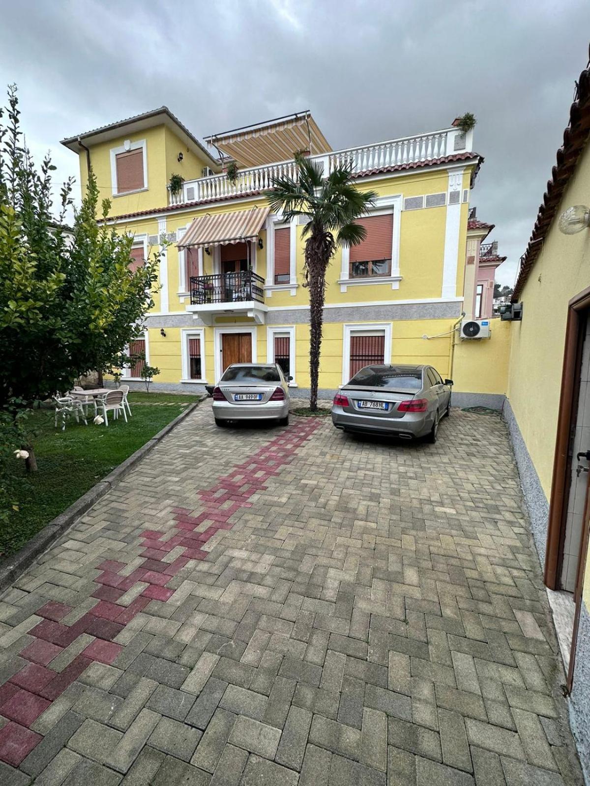 Villa Palma Center Berat Luaran gambar